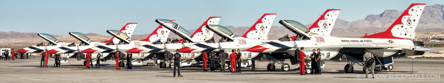 Thunderbirds Pilots and crews on the flight line